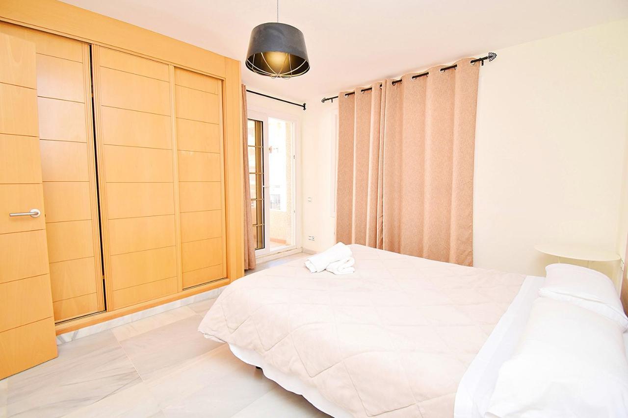 Expoholidays - Apartamentos Puerto Almerimar Exterior foto